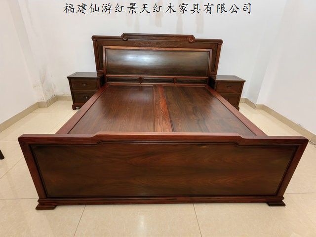 微凹黃檀大床